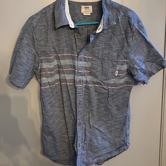 Bundle of 2 men’s medium shirts - Picture 2 of 7